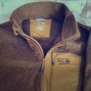 Men’s Medium Mountain Hard Wear 1/4 zip sweater.